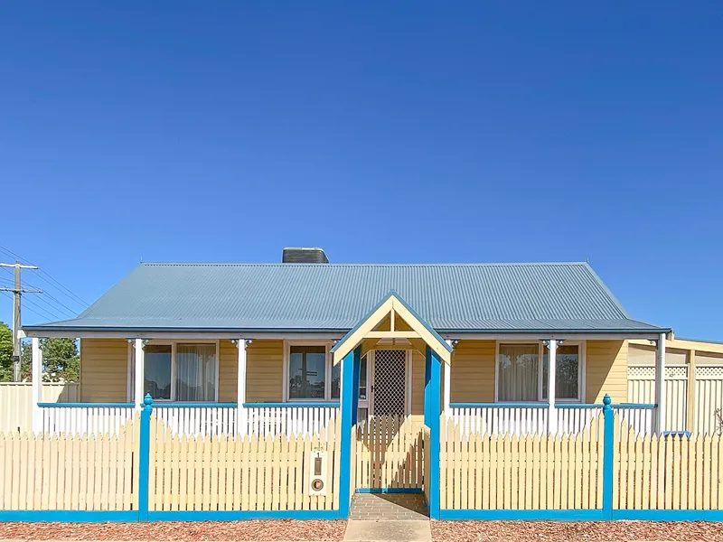 Victorian Cottage style unit