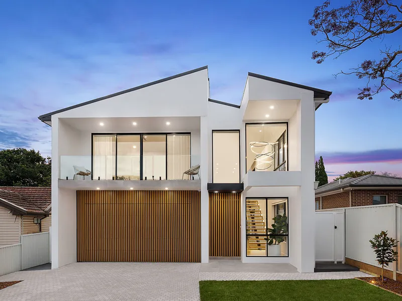 Brand new luxury home on a sprawling 1,028 sqm parcel