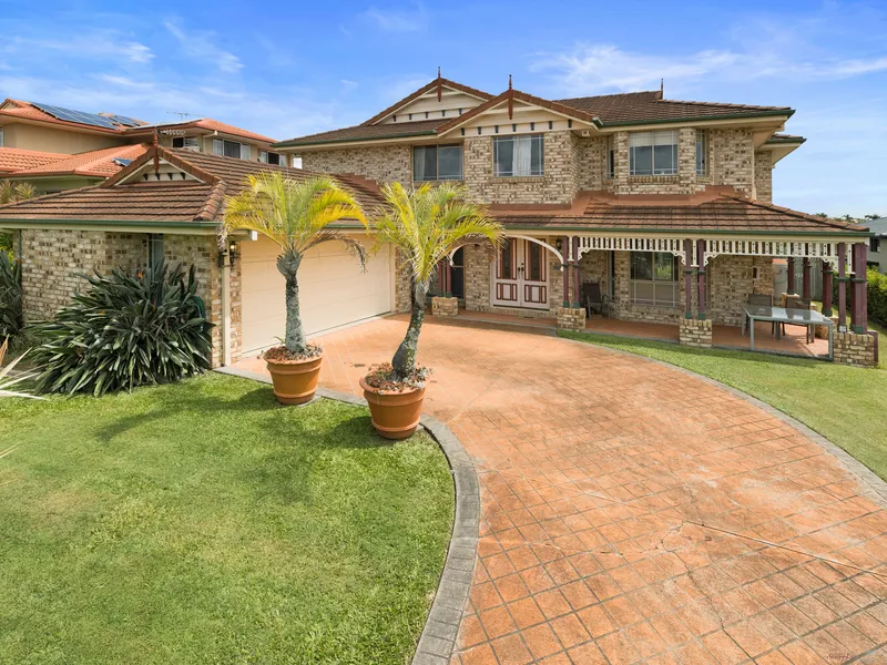 FAMILY FRIENDLY HOME IN UNBEATABLE LOCATION