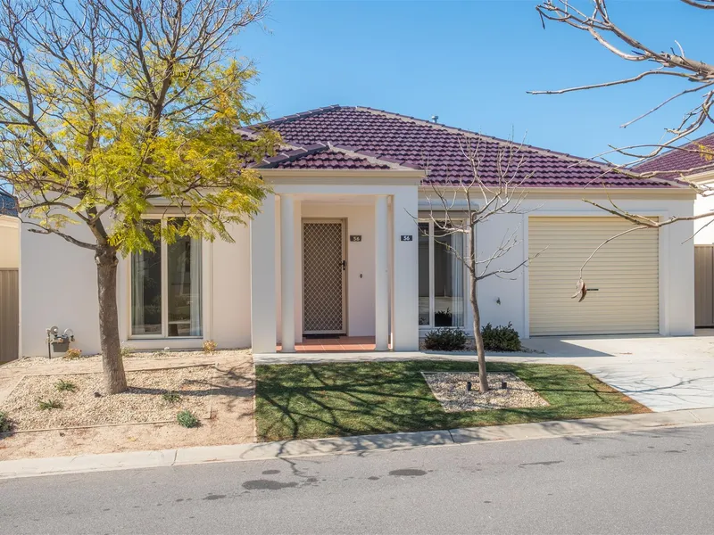 Bendigo Domain Country Club- Stroll to the Club House 
