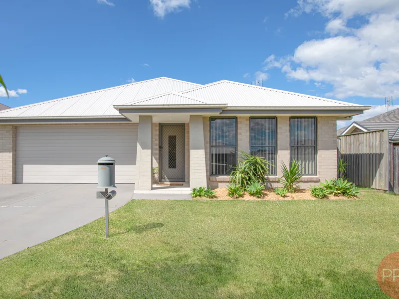 Stylish 4 bedroom stunner!