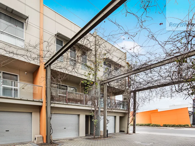 Convenient Low Maintenance Living in Mawson Lakes