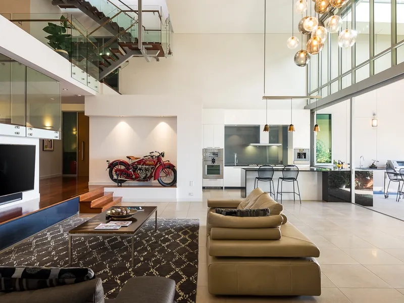 Unique 921m2 Rooftop Residence