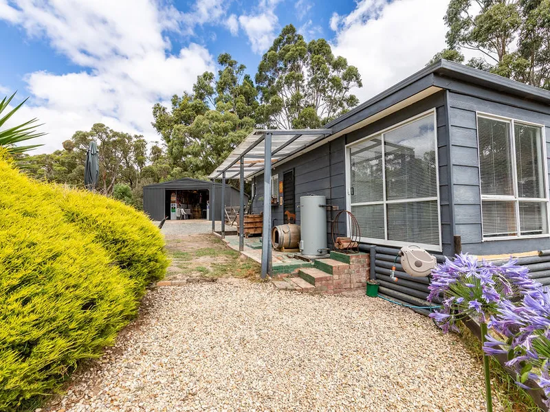 Neat Family Home In Quiet And Picturesque Setting