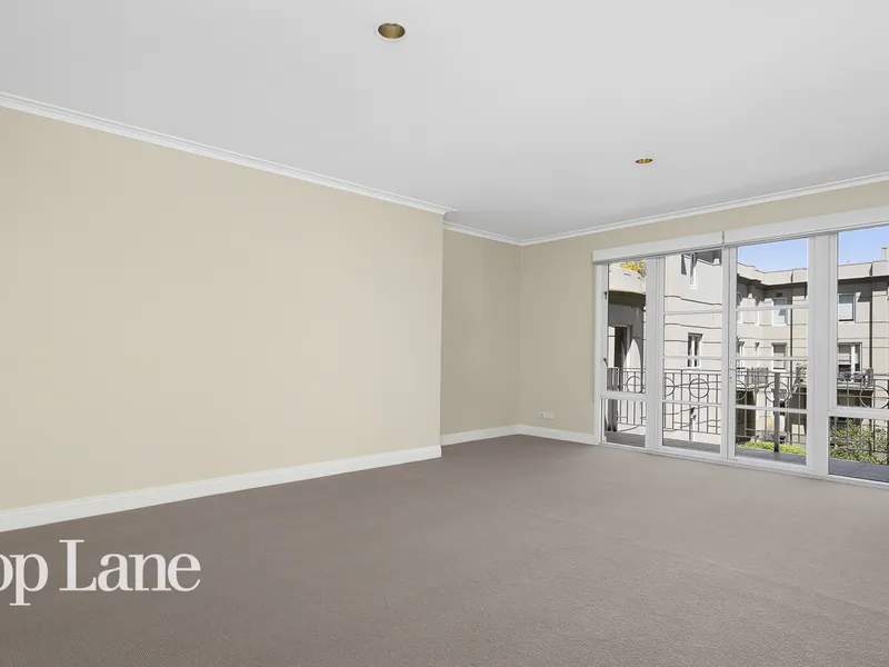 TRANQUIL ABODE - NEW CARPET & FRESHLY PAINTED