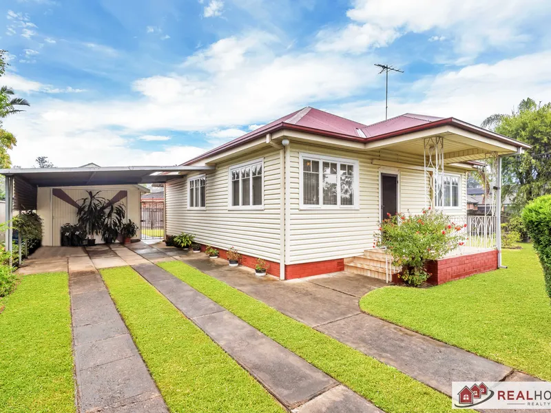 Comfortable family home you don't want to miss!