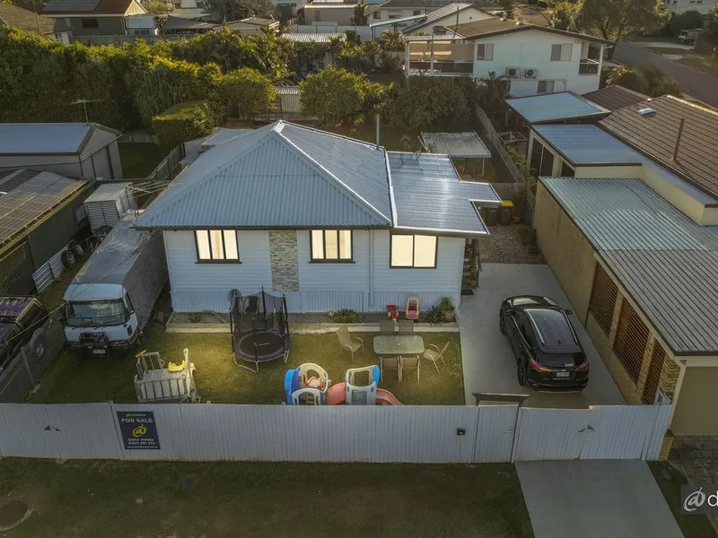 Positionally Perfect Bayside Living - 1.6km Walk to Water