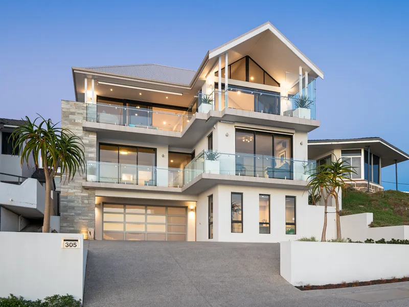 Spectacular beachfront residence