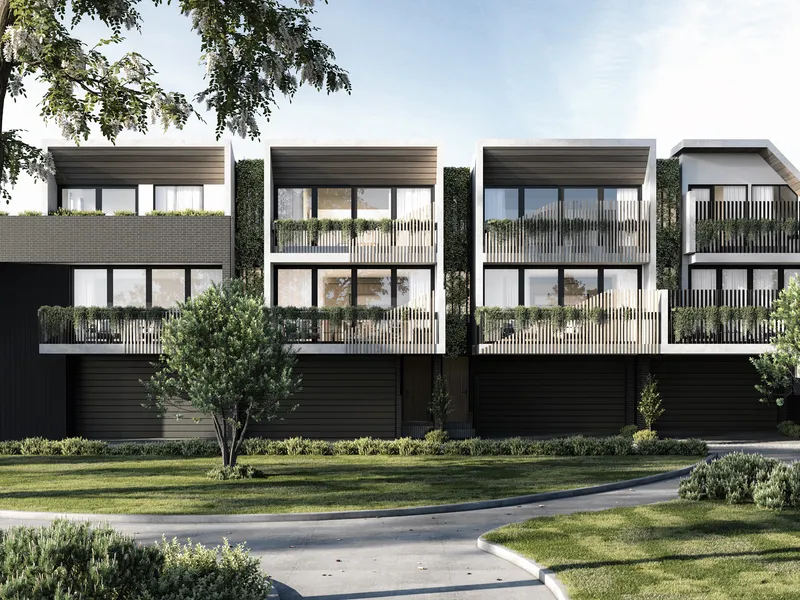 3 Bed Family Home Overlooking the Gardens