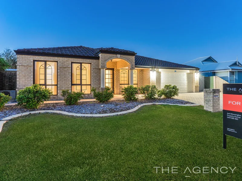 Beautiful family home beachside of Secret Harbour with a pool and side access