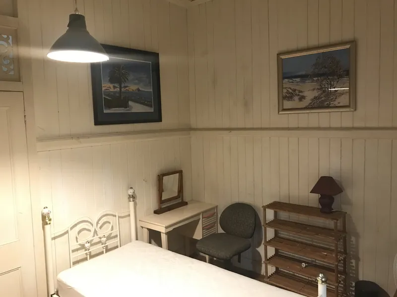 ROOMING ACCOMMODATING ONLY