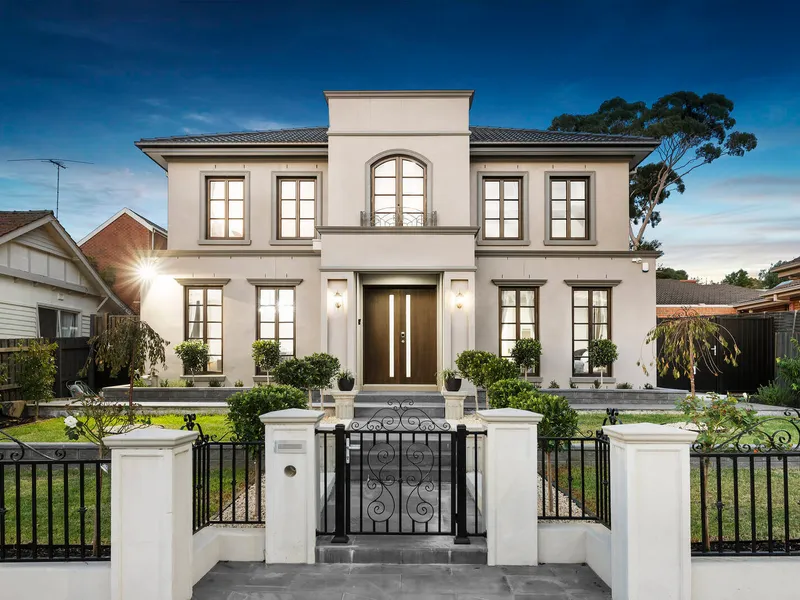 Exceptionally Elegant Family Oasis