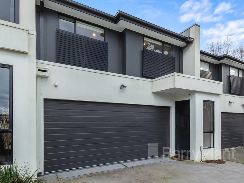 A MODERN MASTERPIECE