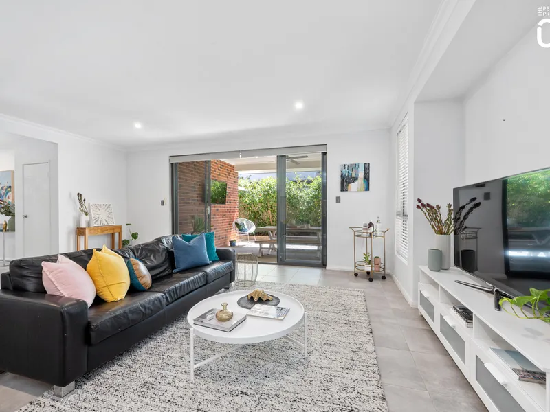 Sophistication and Style in 6053