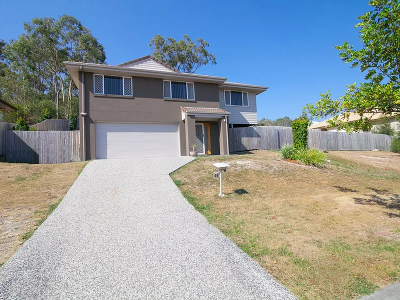 BREEZY LIVING IN BRASSALL