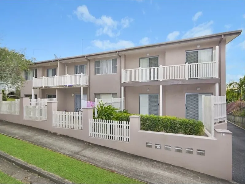 2 BEDROOM UNIT IN GIRARDS HILL