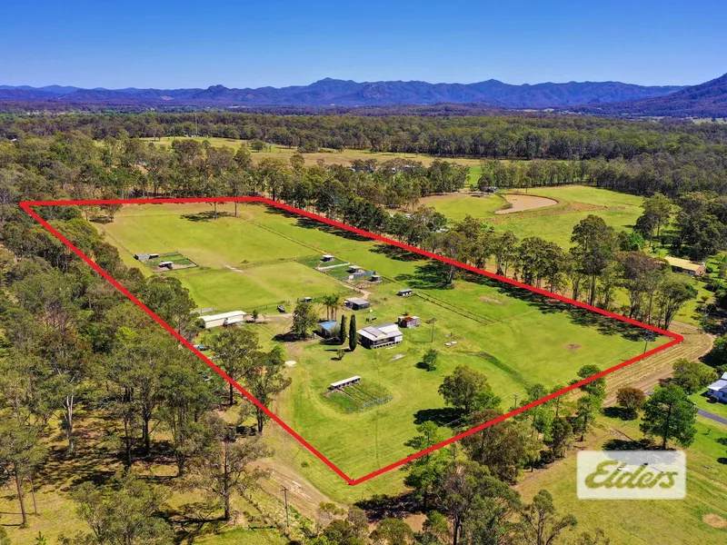 10 SPRAWLING ACRES WITH A VIEW