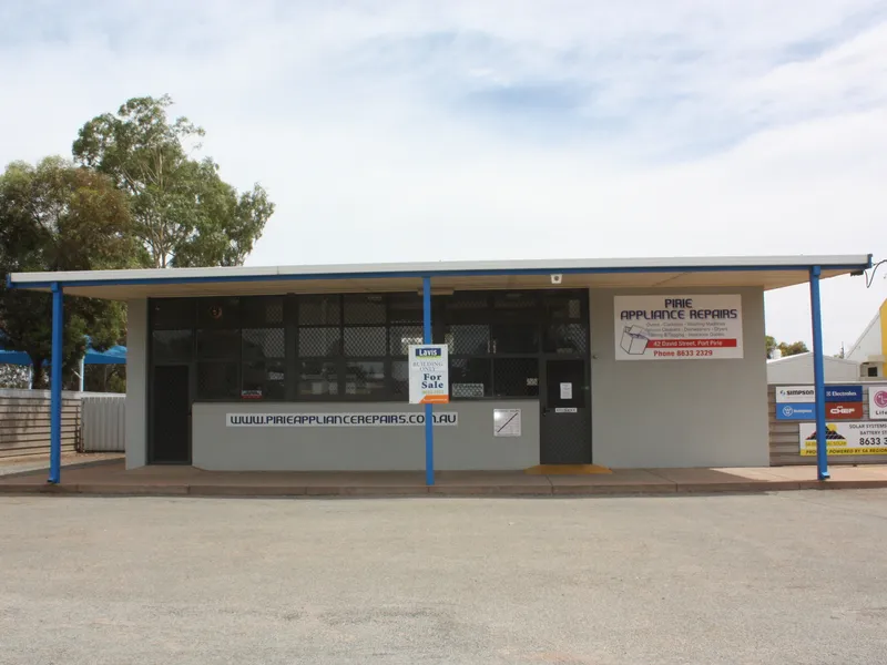 Shop Front Providing Endless Possibilities