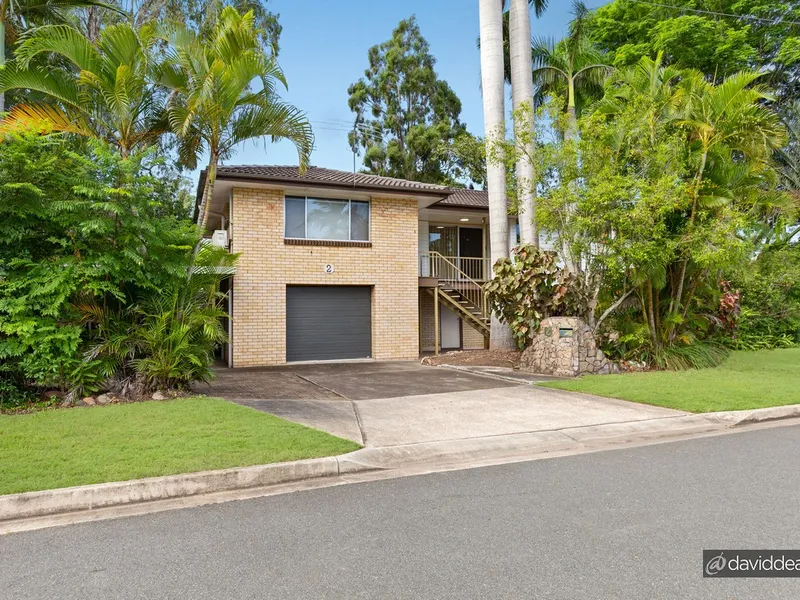 Leafy, Large & Lovely in Lawnton!