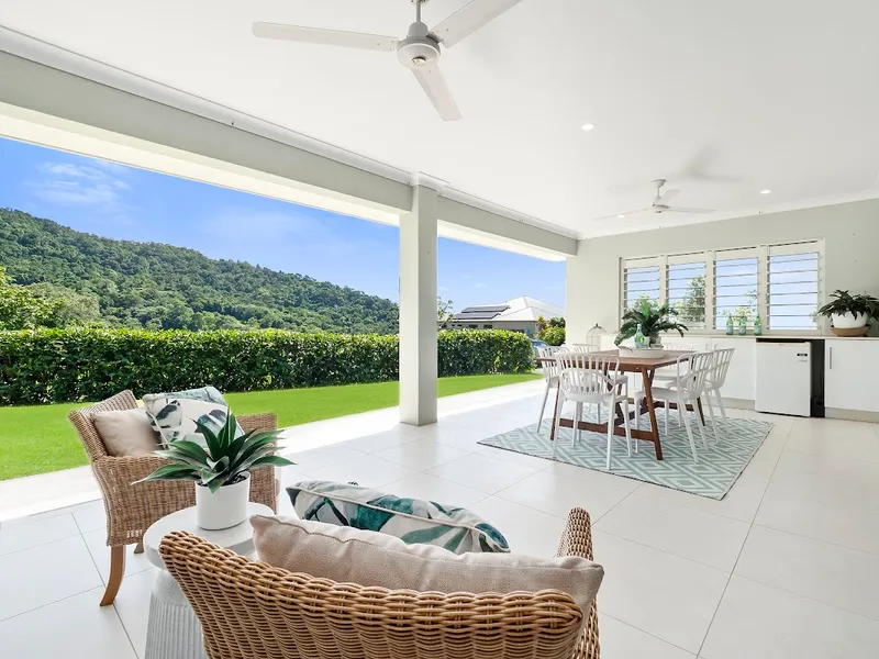 I see ‘Trees of Green’ –mountain ranges, sea glimpses and I think to myself – what a 'wonderful world' I call home…