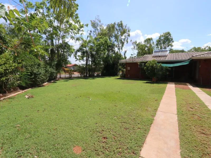 Great Family Home in Central Location!