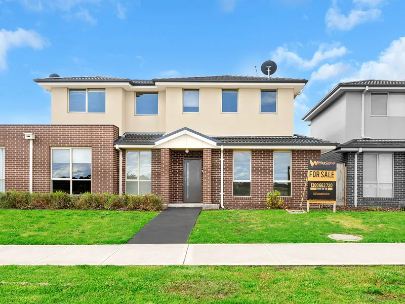 STUNNING HOME IN THE HEART OF NARRE WARREN.!!
