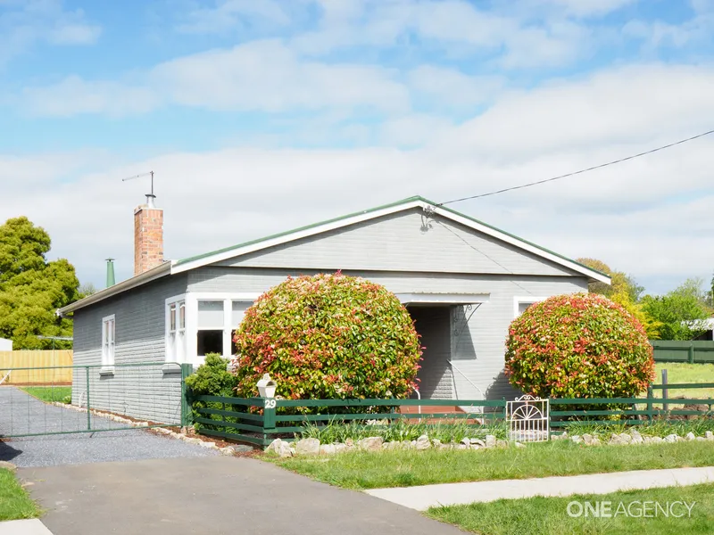 Open Thurs 28th Oct 1:15pm - 1:45pm, Fri 29th Oct 1:15pm - 1:45pm & Sat 30th Oct 12:15pm - 12:45pm