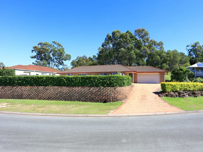 Impressive Makeover. Attractive Location. Clean-cut Home.