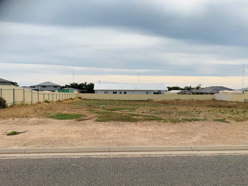 Elevated block in good location