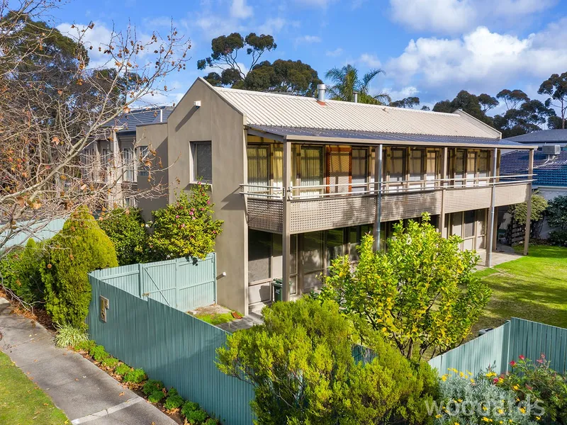 Spacious and Beautifully Presented Double Storey Home