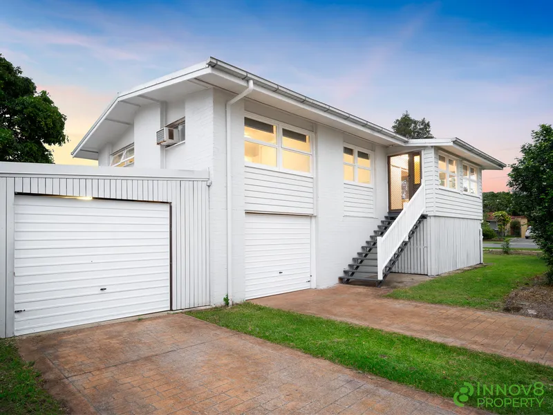 A Stylish Renovated Four-Bedroom Home With A Modern Coastal Design On A Huge 787m2 Corner Allotment