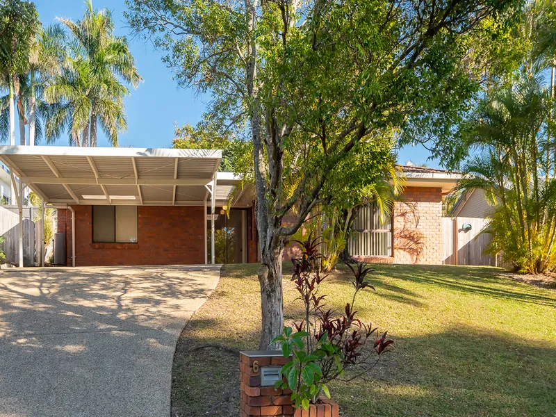 Charming Family Home In A Quiet Cul-De-Sac