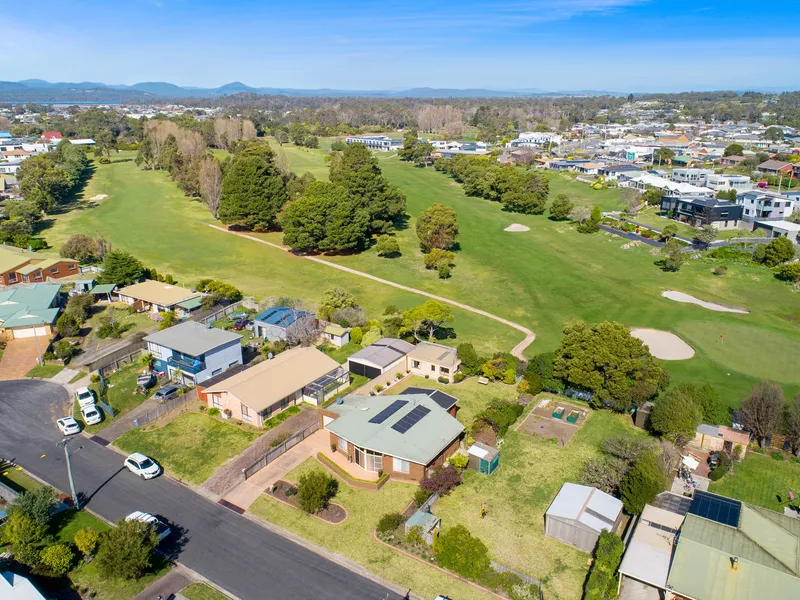 Perfect Coastal/ Golf Course Location