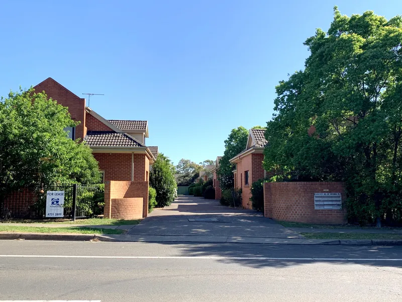 A SPACIOUS TOWNHOUSE WITH ALL THE ESSENTIALS
