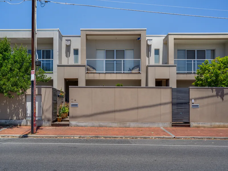 Urban Style Meets Convenient, City Fringe Living