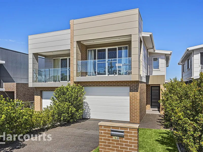 Supersized Ultra Modern Duplex!