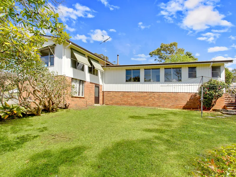 Substantial family home with leafy views