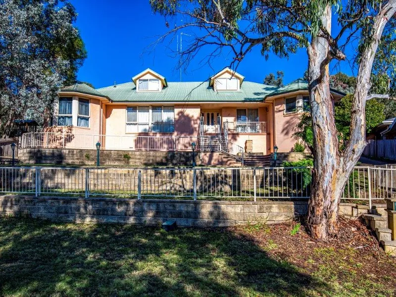 SO MUCH POTENTIAL - HUGE BLOCK WITH VIEWS, BACKING RESERVE