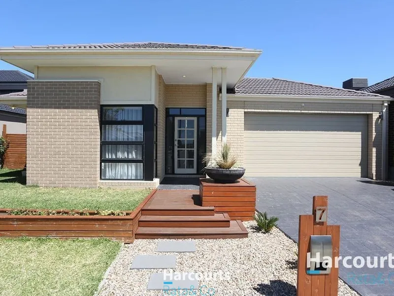 Luxury Family Home in The Heart of Wollert!