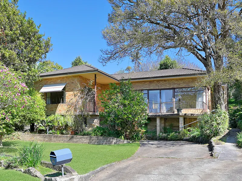 6 month lease - Sunlit one bedroom house