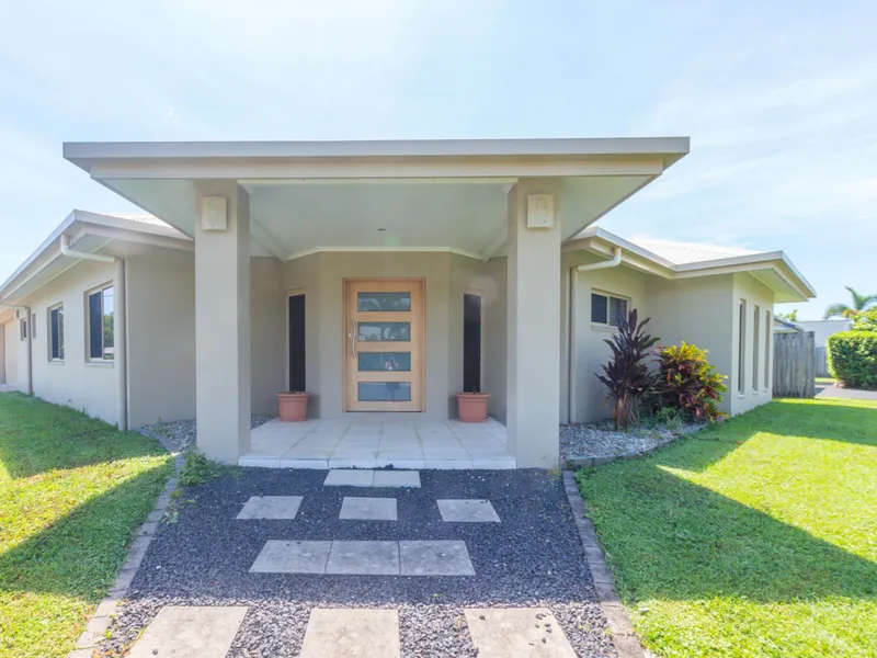 Opportunity Knocks – Private living in prime location