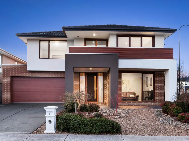 Live Large in the Heart of Laurimar