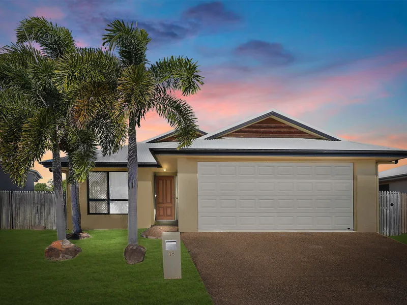 Relaxed single level home in quiet coastal pocket