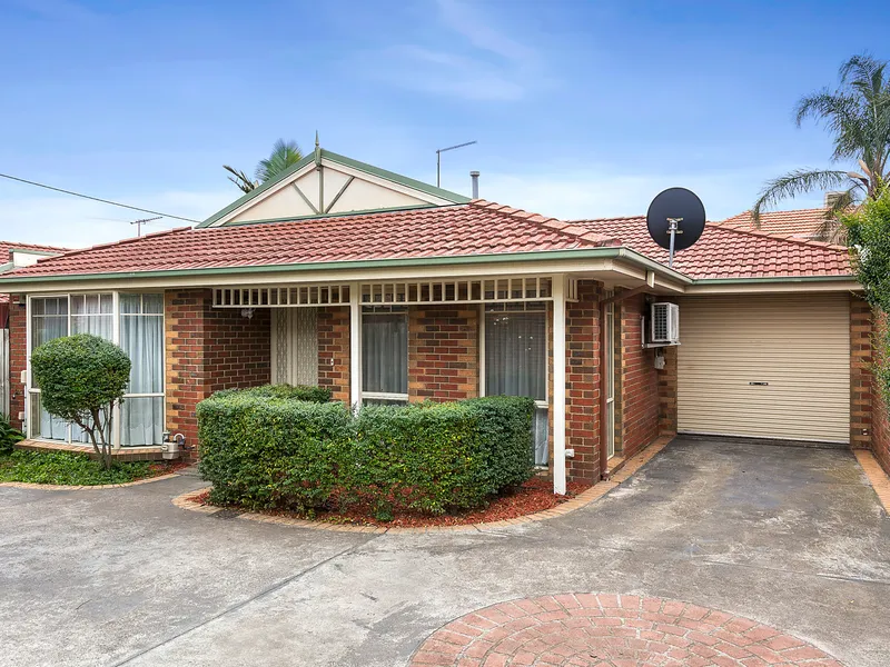 Value-Packed Villa in a Prime Position!