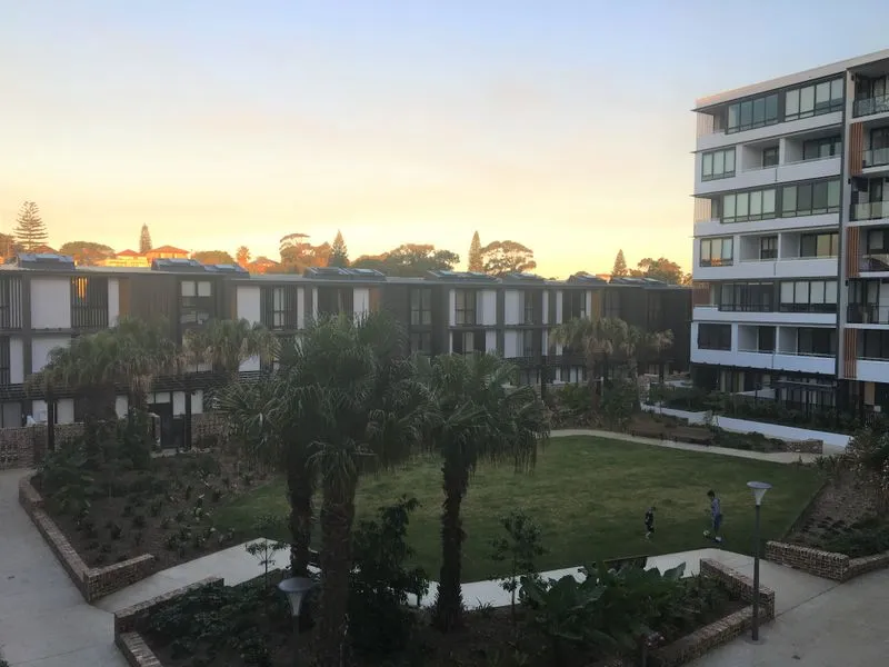 Spacious 2 Bedroom, 2 Bath , 2 Car + Study