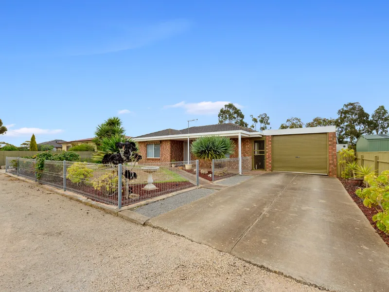 Commanding Easy Care Residence