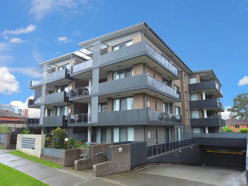 PRIVATE 142sqm GROUND FLOOR UNIT