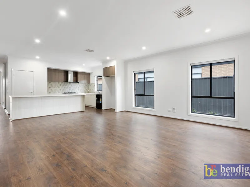 Modern Family Living in Huntly