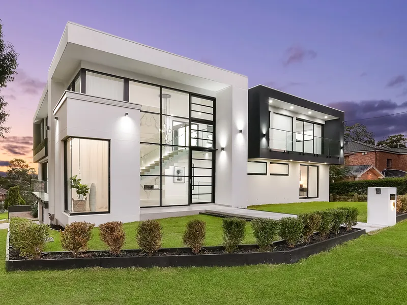 Absolute Luxury With Stunning Surrounds