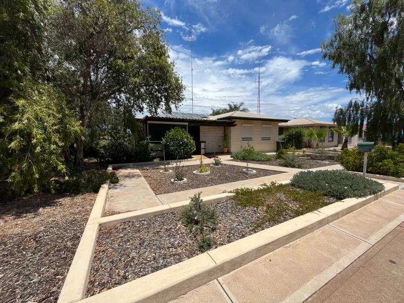 11 WILLIAMS STREET, WHYALLA NORRIE